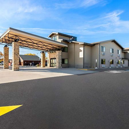 Отель Clarion Pointe Милуоки Экстерьер фото